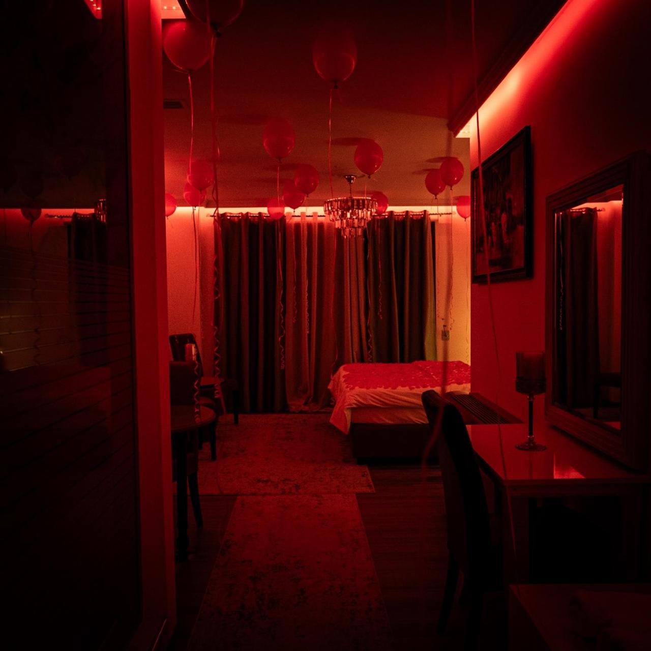 Hotel Rosa Blu Тирана Екстер'єр фото